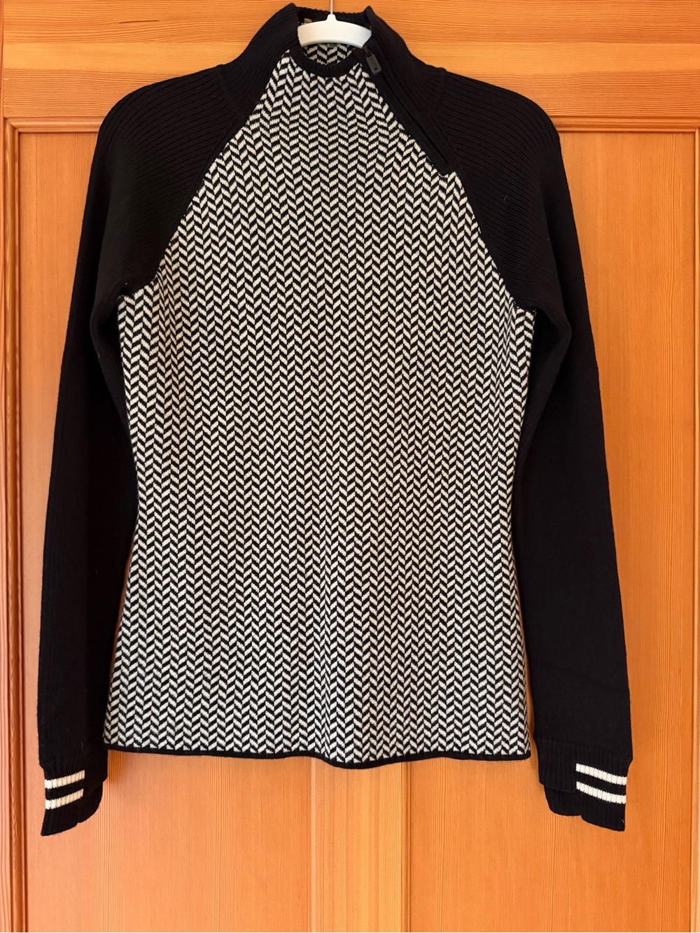 Smartwool Dacono Herringbone Funnel Neck Sweater size Large Black/White